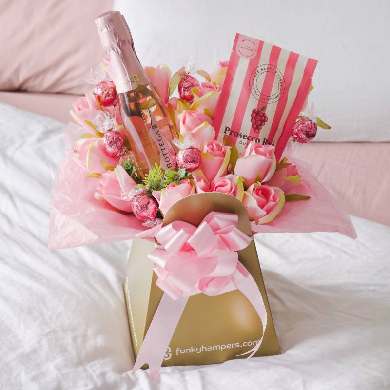 Pink Prosecco Heaven Bouquet