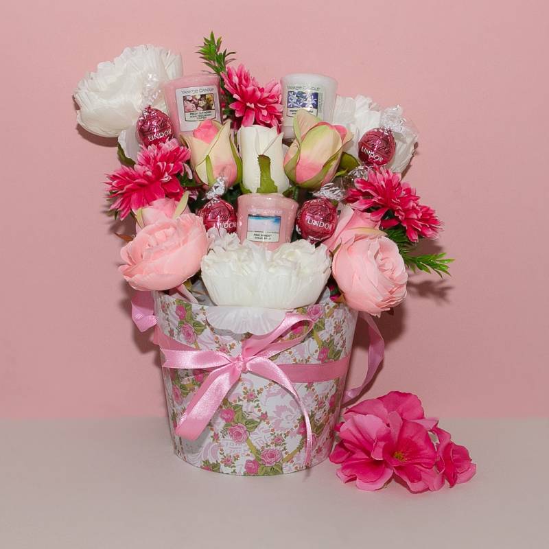Pink and White Yankee Candle & Chocolate Vase