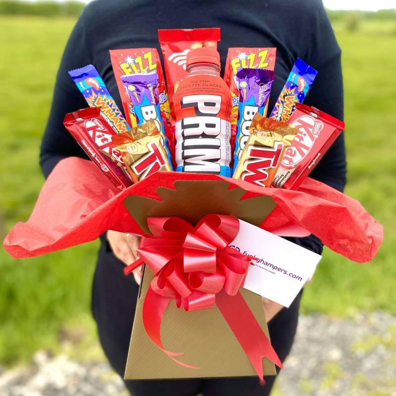 Prime With Sweets and Chocolate Bouquet
