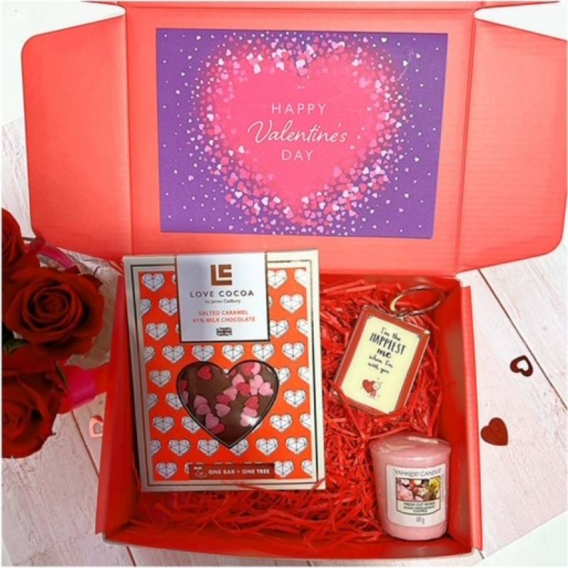 Happy Valentines Candle & Keyring Treats Box